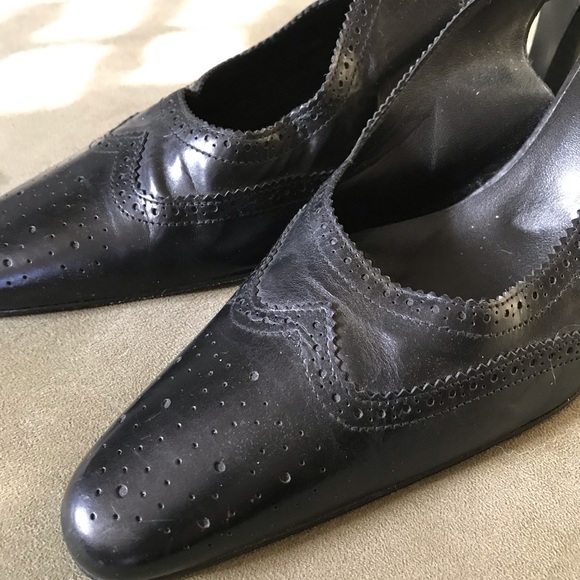 Banana republic wing tip heels size 8.5 - Picture 2 of 6